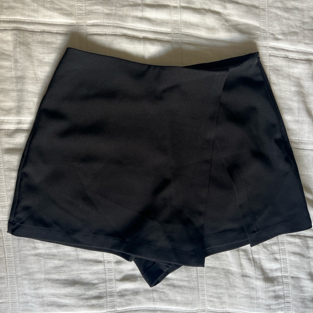 Monk & Lou Skort